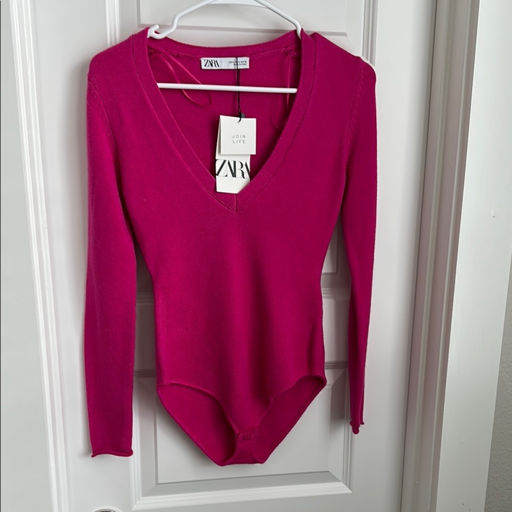 Zara Women's Pink V-Neck Bodysuit